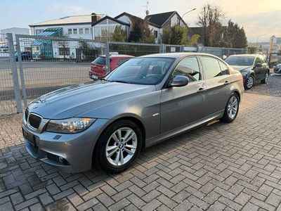 Grau Gebraucht 2010 BMW 320 M Sport Limousine | 6.500 € (Superpreis)