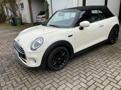 Gebraucht Mini Cooper Classic 136 PS (100 kW) 2020 Weiß Kleinwagen