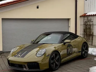 Nuova Porsche 992 541 CV (397 kW) 2026 Verde Cabrio