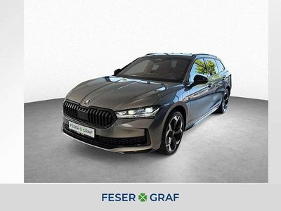 Nuova Skoda Superb SportLine 204 CV (150 kW) 2025 Grigio Station wagon