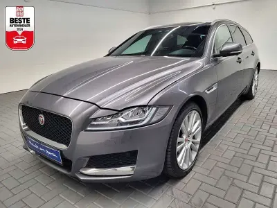 Gebraucht Jaguar XF Sportbrake Portfolio 241 PS (177 kW) 2018 Grau Kombi