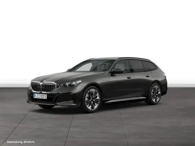 Gebraucht BMW 550e Comfort Edition 489 PS (359 kW) 2025 Kombi