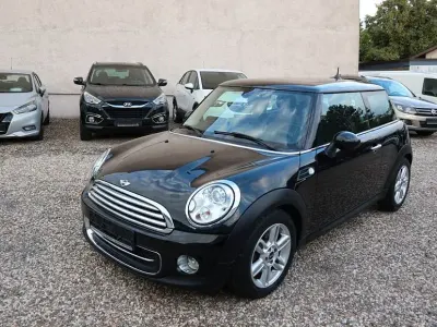 Gebraucht Mini Cooper 122 PS (89 kW) 2012 Schwarz Kleinwagen