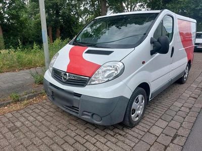 Gebraucht Opel Vivaro 90 PS (66 kW) 2014 Weiß Van / Kleinbus