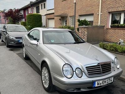 Mercedes CLK320
