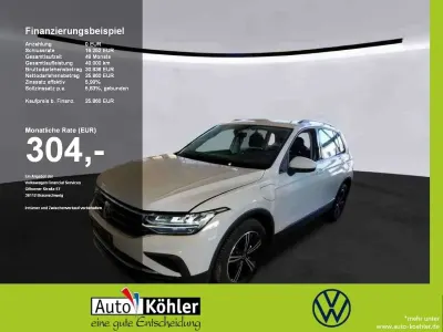 Gebraucht VW Tiguan Life 245 PS (180 kW) 2022 Pure white SUV