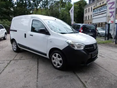 Gebraucht Dacia Dokker 102 PS (75 kW) 2019 Weiß Van / Kleinbus
