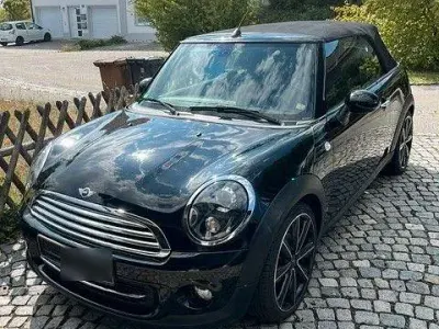 Gebraucht Mini Cooper 122 PS (89 kW) 2014 Schwarz Kleinwagen