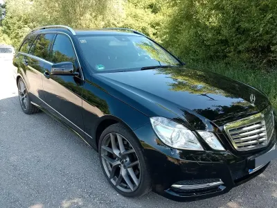 Używany Mercedes E350 306 KM (225 kW) 2012 Czarny Kombi