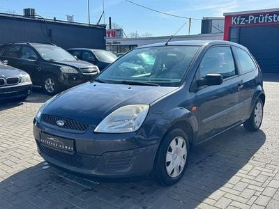 Used Ford Fiesta Ambiente 80 HP (58 kW) 2006 Grey Hatchback