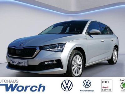 Brillantsilber metallic Gebraucht 2023 Skoda Scala Tour Kleinwagen | 19.689 € (Guter Preis)