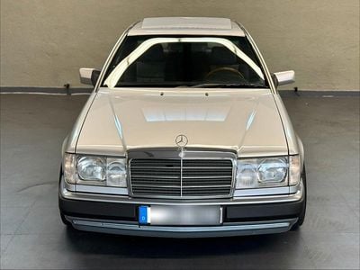 Gebraucht Mercedes C300 222 PS (163 kW) 1992 Silber Coupé