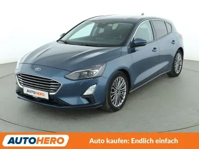 Gebraucht Ford Focus Titanium 125 PS (91 kW) 2018 Chrome blue Limousine