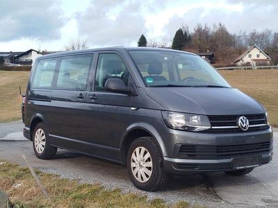 Gebraucht VW Multivan 150 PS (110 kW) 2019 Grau Van