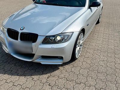 Second-hand BMW 325 M Sport 218 CP (160 kW) 2005 Argintiu Berlinǎ