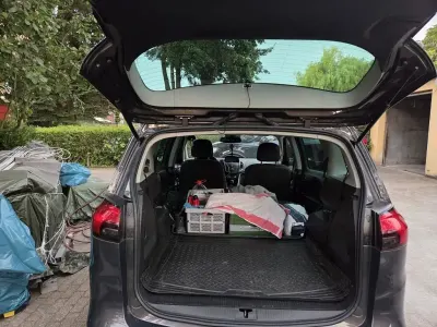 Gebraucht Opel Zafira Innovation 136 PS (100 kW) 2016 Schwarz Van / Kleinbus