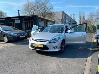 Gebraucht Hyundai i30 109 PS (80 kW) 2011 Grau Limousine