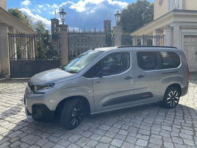 Gebraucht Citroën Berlingo XTR 131 PS (96 kW) 2025 Silber Van / Kleinbus