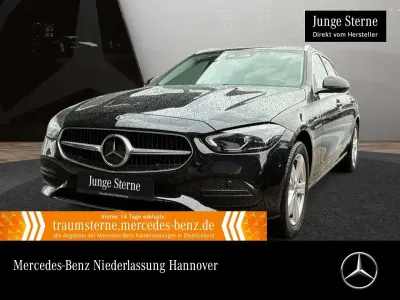 Gebraucht Mercedes C300e Avantgarde 204 PS (150 kW) 2023 Schwarz Limousine