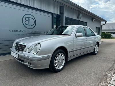 Mercedes E320