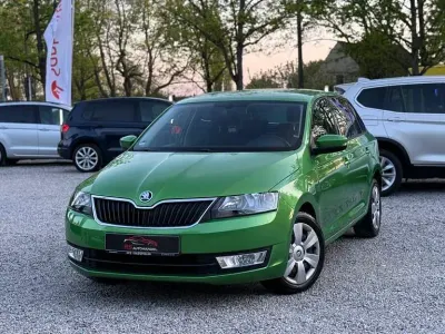 Gebraucht Skoda Rapid Ambition 90 PS (66 kW) 2017 Grün Kleinwagen