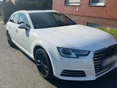 Second-hand Audi A4 Ambiente 218 CP (160 kW) 2016 Alb Break