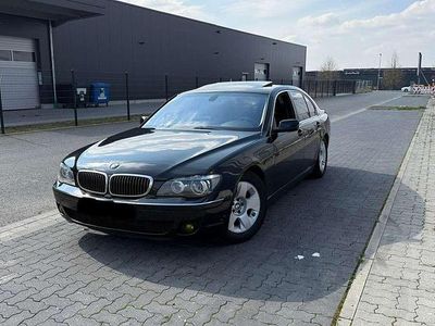 BMW 740