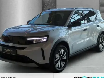 Neu Opel Frontera 145 PS (106 kW) 2026 Grün SUV