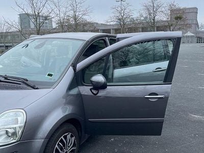Gebraucht Renault Modus Dynamique 111 PS (81 kW) 2009 Grau Van / Kleinbus