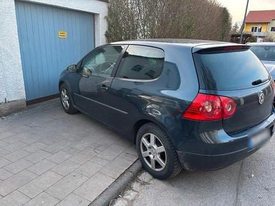 Gebraucht VW Golf V 75 PS (55 kW) 2005 Grau Kleinwagen