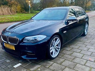 BMW M550