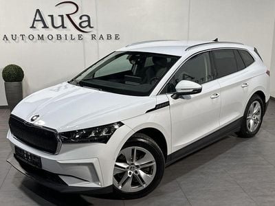 Weiß Gebraucht 2022 Skoda Enyaq iV Loft SUV | 24.749 € (Guter Preis)