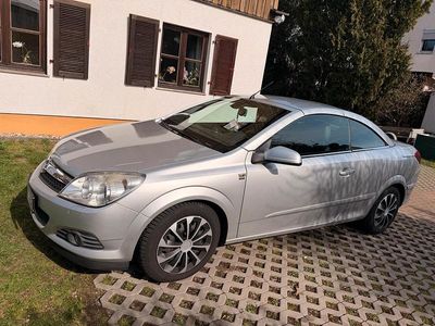 Gebraucht Opel Astra Cabriolet 140 PS (102 kW) 2008 Silber Cabrio