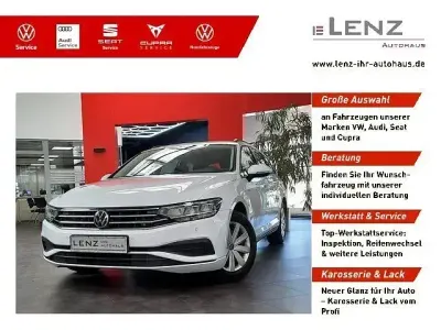 Gebraucht VW Passat 150 PS (110 kW) 2022 Gletscherweiß (metallic) Kombi