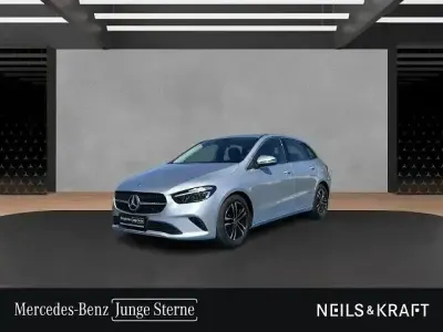 Używany Mercedes B200 Progressive 163 KM (119 kW) 2025 Srebrny Minivan