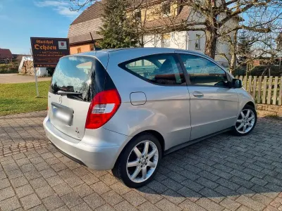 Brugt Mercedes A180 116 HK (85 kW) 2010 Sølv Sedan