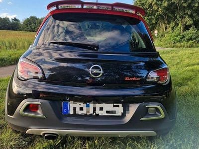 Opel Adam Rocks