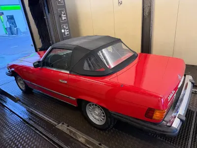Gebraucht Mercedes SL380 160 PS (117 kW) 1984 Rot Cabrio