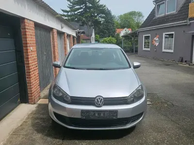 Gebraucht VW Golf VI 80 PS (58 kW) 2009 Silber Kleinwagen