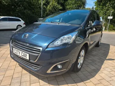 Gebraucht Peugeot 5008 Access 114 PS (83 kW) 2014 Schwarz Van / Kleinbus