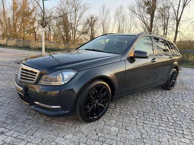 Gebraucht Mercedes C220 170 PS (125 kW) 2013 Magnetitschwarz Kombi