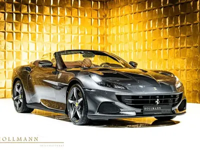 Second-hand Ferrari Portofino 620 CP (456 kW) 2023 Gri Cabrio