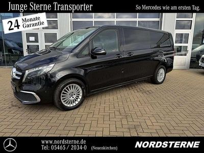 Obsidianschwarz Gebraucht 2024 Mercedes V300 Avantgarde Edition Van / Kleinbus | 65.888 € (Guter Preis)