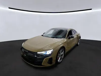 Używany Audi e-tron GT quattro Ambiente 439 kW (598 KM) 2022 Zielony Sedan/Limuzyna
