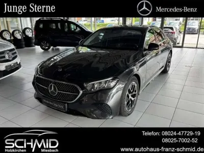 Gebraucht Mercedes E220 Avantgarde 197 PS (144 kW) 2025 Grau Limousine