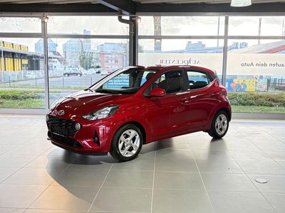 Gebraucht Hyundai i10 Trend 67 PS (49 kW) 2020 Rot Kleinwagen
