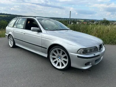 Gebraucht BMW 530 M Sport 193 PS (141 kW) 2003 Silber Kombi