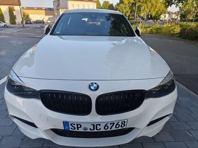 Gebraucht BMW 320 Gran Turismo M Sport 190 PS (139 kW) 2020 Weiß Limousine