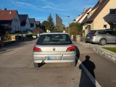 Gebraucht Peugeot 306 89 PS (65 kW) 2000 Grau Kleinwagen