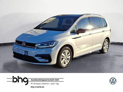 Weiß Gebraucht 2024 VW Touran Highline Van / Kleinbus | 38.990 € (Fairer Preis)